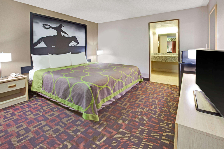 Bedroom 3, Super 8 by Wyndham Norman, Cleveland