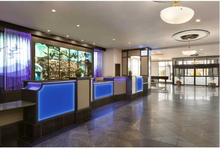 Public Area 3, Travelodge Convention Centre by Wyndham Quebec, Communauté-Urbaine-de-Québec