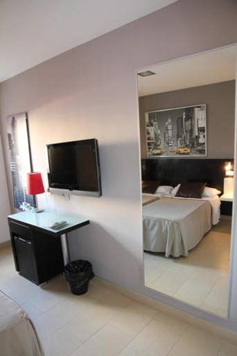 Bedroom 3, Hostal Central, Ceuta