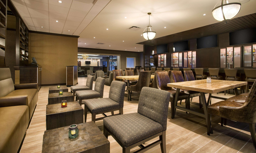 Public Area 3, DoubleTree by Hilton Hotel & Suites Jersey City, Jersey City