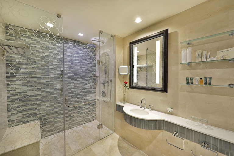 Bathroom 5, Hilton Suites Jabal Omar Makkah, Makkah