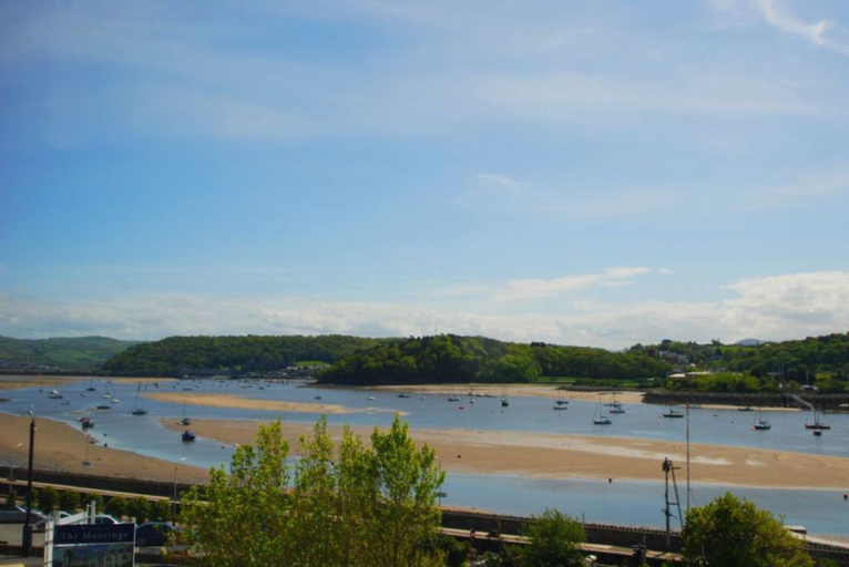 Exterior & Views 5, No. 69, Conwy