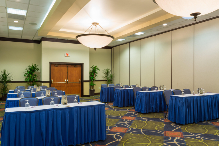 Public Area 4, Doubletree by Hilton Fort Myers at Bell Tower Shops, Lee