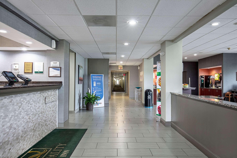 Public Area 3, Quality Inn Holly Springs South, Marshall