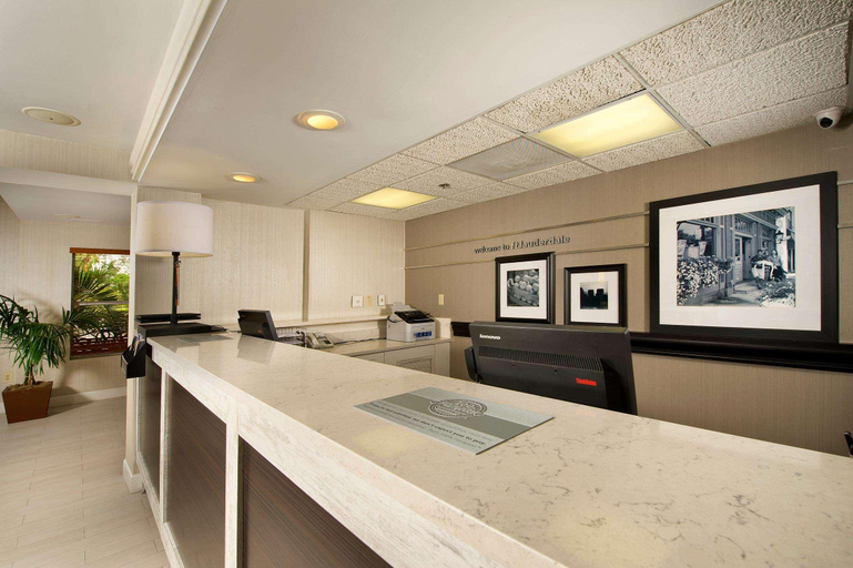Public Area 3, Hampton Inn & Suites Ft.Lauderdale Airport South, Broward