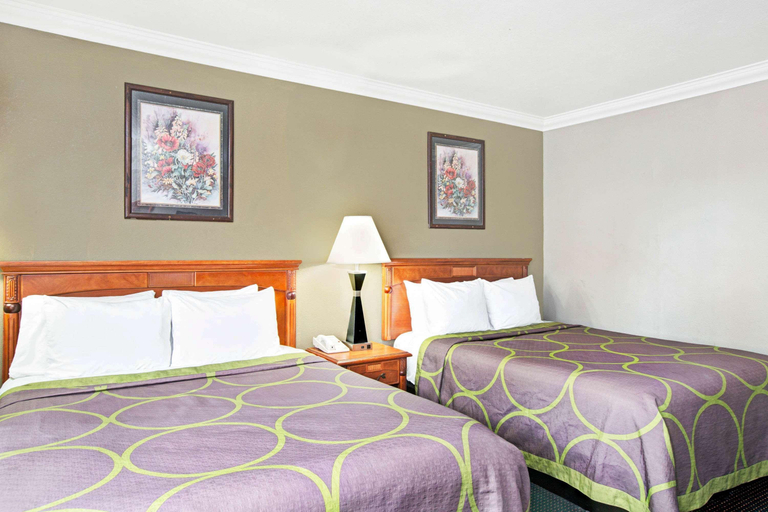 Bedroom 3, Skyways Hotel (Do not use), Los Angeles