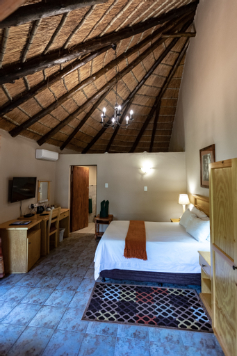 Bedroom 4, Gooderson Dumazulu Lodge and Traditional Village, Umkhanyakude