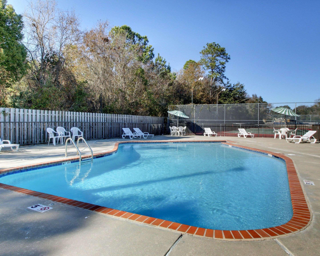 Sport & Beauty 4, Econo Lodge Biloxi Beach North, Harrison