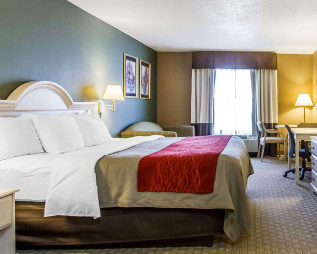 Bedroom 3, Quality Inn Columbia, Maury