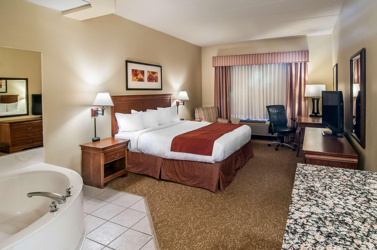 Bedroom 3, Country Inn & Suites by Radisson, Rapid City, SD, Pennington