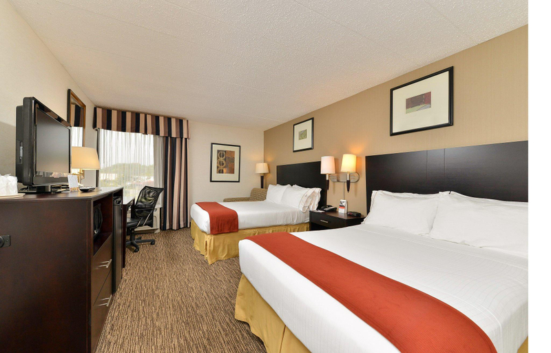 Bedroom 4, Holiday Inn Express Seaford-Route 13, Sussex
