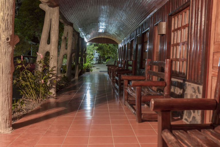 Public Area 3, Thermomanía, Bagaces