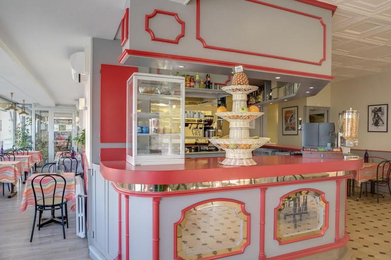 Food & Drinks 5, Logis Hotel de La Barque, Sarthe