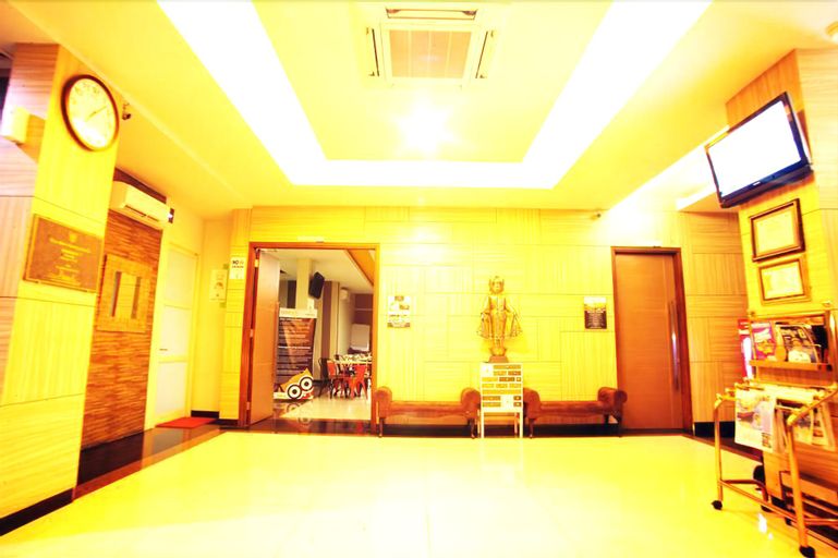 Avira Hotel Panakkukang - Makassar, Makassar