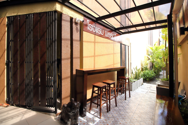 Public Area 2, Super OYO 483 Pannee Hotel Khaosan, Phra Nakhon