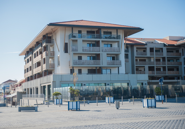 Exterior & Views 2, Nemea L'Estacade, Landes