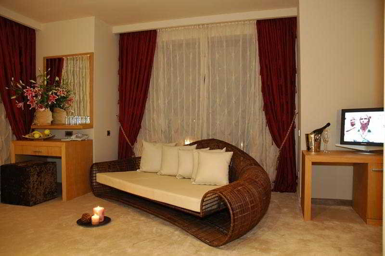 Bedroom 4, Park Hotel Sandanski, Sandanski