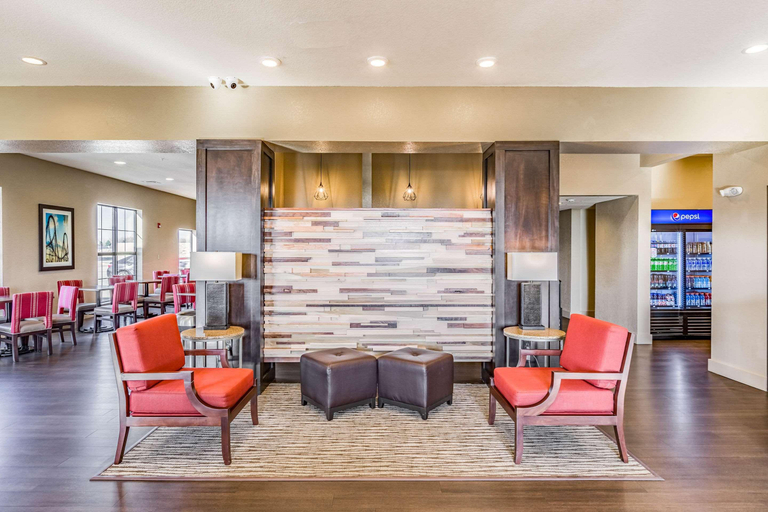Public Area 2, Comfort Inn Altoona-Des Moines, Polk