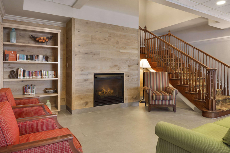 Public Area 2, Country Inn & Suites by Radisson, Warner Robins, GA, Houston