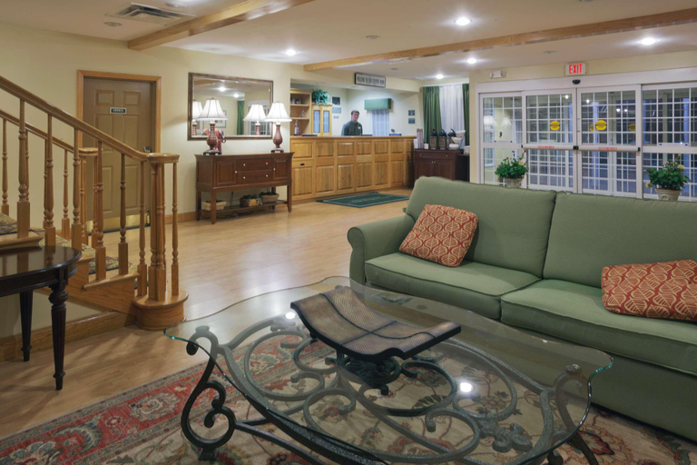 Public Area 2, Country Inn & Suites by Radisson, Cortland