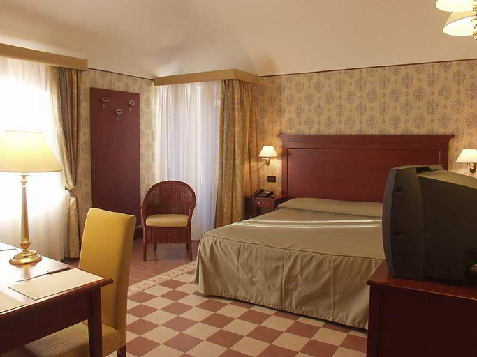 Bedroom 3, Savona, Catania