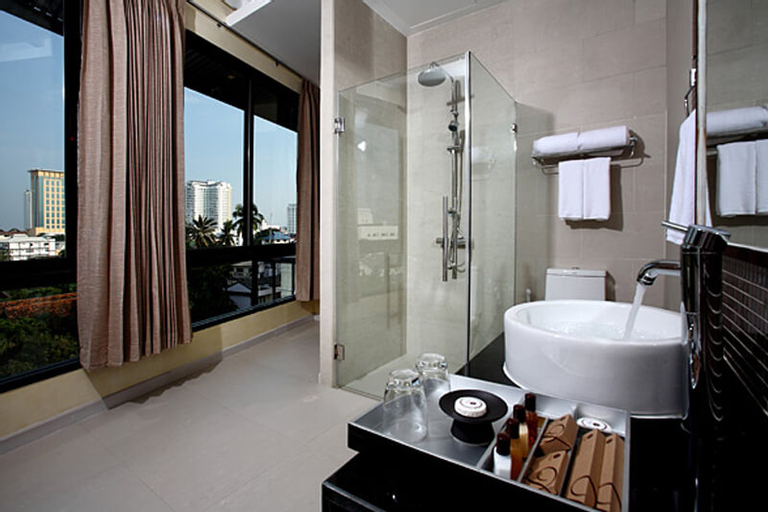 Bathroom 5
