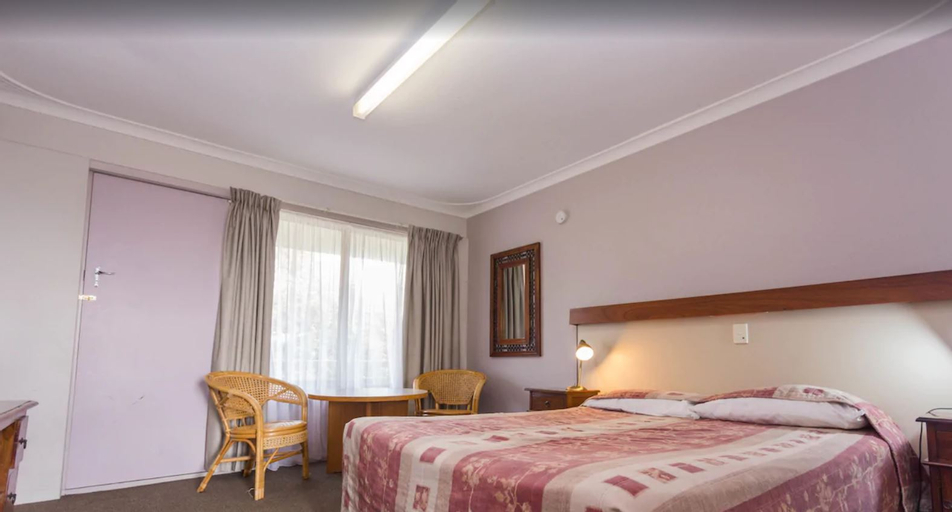 Bedroom 15
