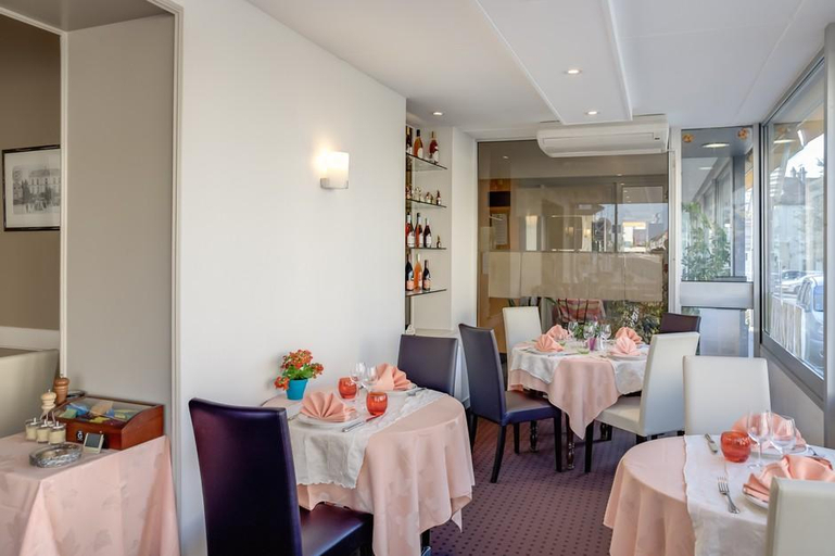 Food & Drinks 5, Logis Hotel de La Barque, Sarthe