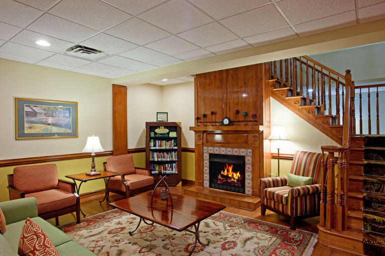 Public Area 2, Country Inn & Suites by Radisson, Goldsboro, NC, Wayne
