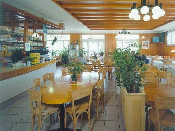 Food & Drinks 5, Hotel de ville du Sentier, Jura-North Vaudois