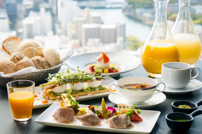 Food & Drinks 3