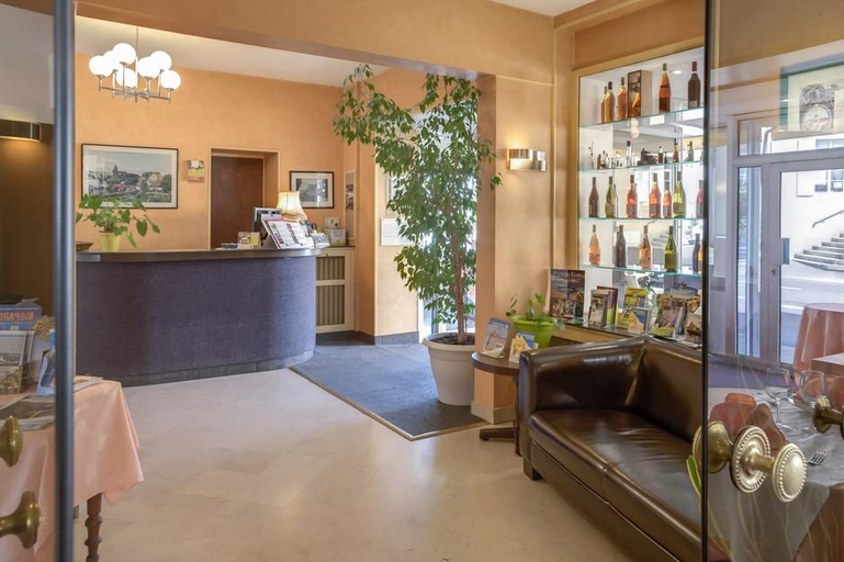 Public Area 2, Logis Hotel de La Barque, Sarthe