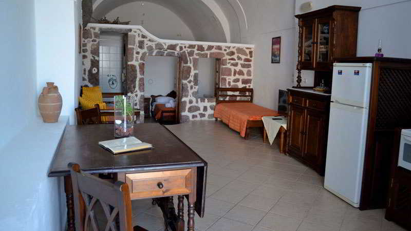 Bedroom 3, Ilioperato Traditional Apartments, South Aegean