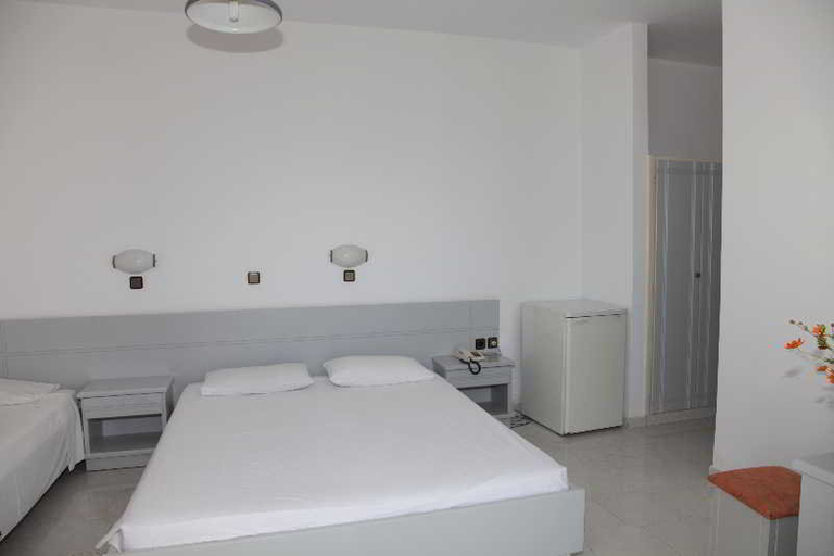 Bedroom 2, Despina, South Aegean