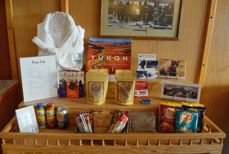 Edgewater Hotel, Yukon