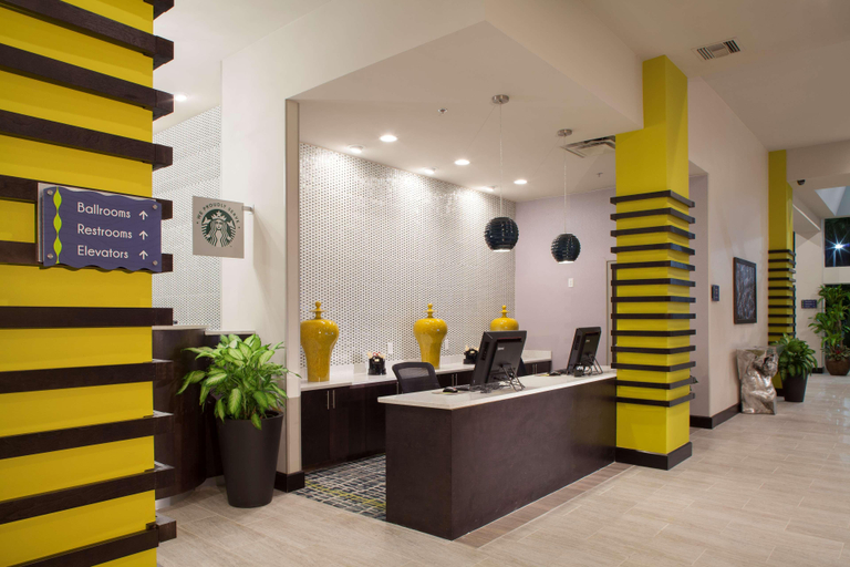 Public Area 4, DoubleTree by Hilton Hotel Jacksonville Airport, Duval