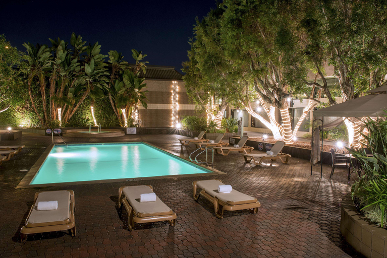 Sport & Beauty 3, DoubleTree by Hilton Whittier Los Angeles, Los Angeles