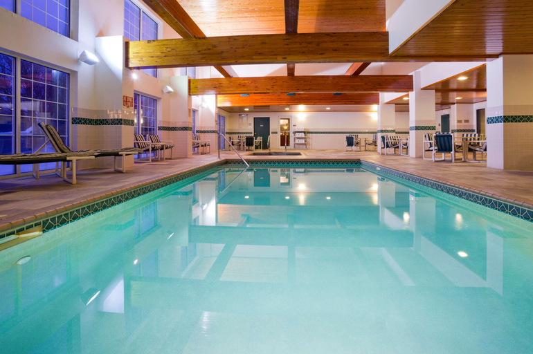 Sport & Beauty 4, Country Inn & Suites Rochester South, Olmsted