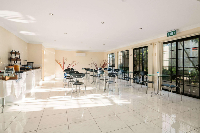 Public Area 3, Econo Lodge Waterford, Waterford West