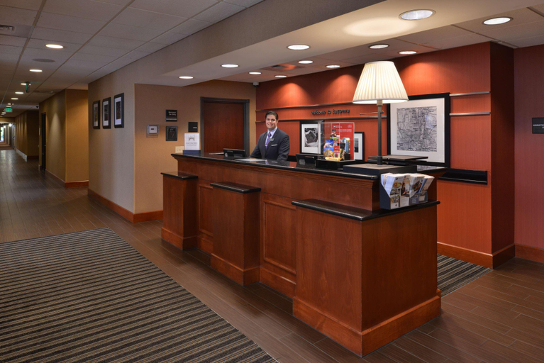 Public Area 2, Hampton Inn & Suites Tacoma, Pierce