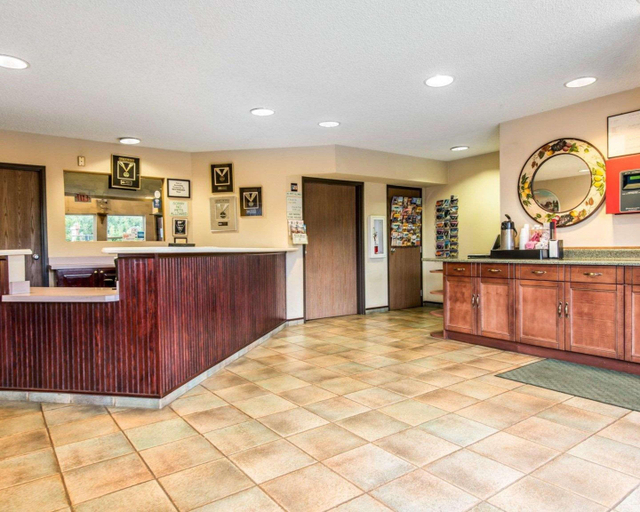 Public Area 2, Quality Inn & Suites Manitou Springs At Pikes Peak, El Paso