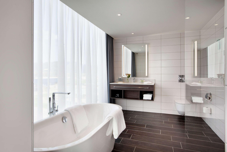 Bedroom 4, Hilton Garden Inn Zurich Limmattal, Baden