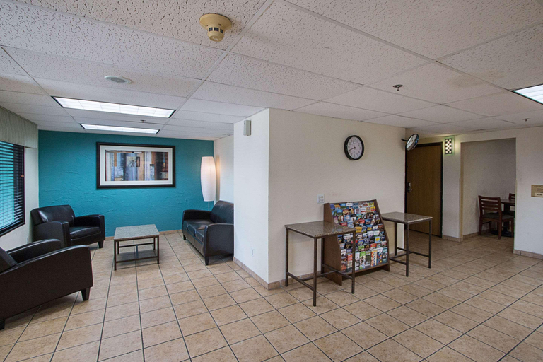 Public Area 3, La Quinta Inn by Wyndham Austin Oltorf, Travis