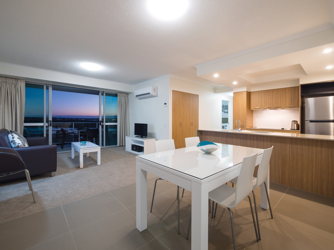Dining Room 5