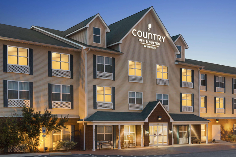 Exterior & Views
