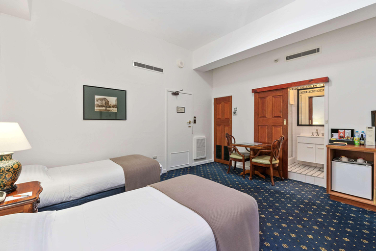 Bedroom 2, Castlereagh Boutique Hotel, Sydney
