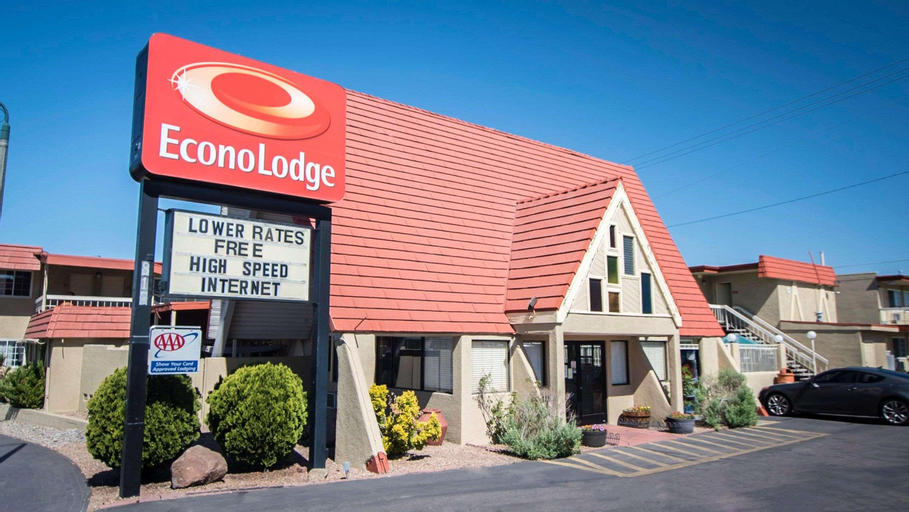 Super 8 by Wyndham Albuquerque Downtown, Bernalillo