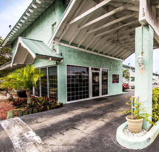 Exterior & Views 2, Econo Lodge Cocoa Beach - near the Port, Brevard