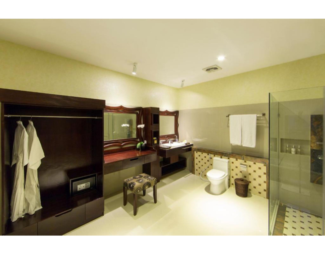 Bedroom 25
