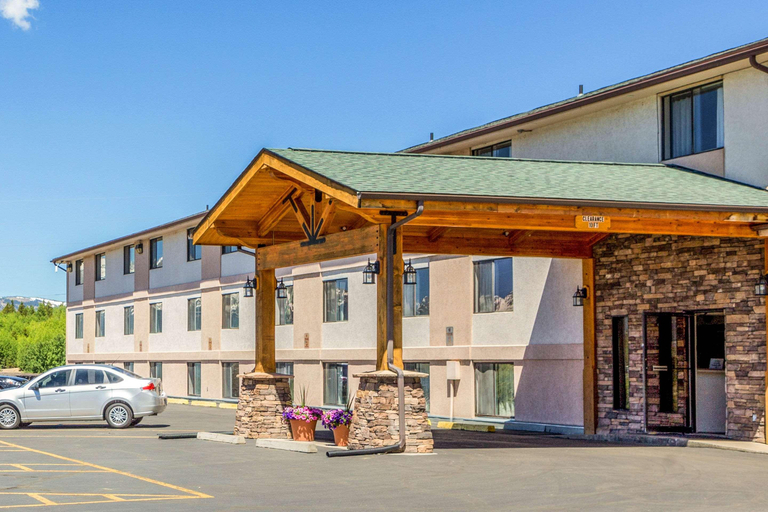 Exterior & Views 2, Rodeway Inn Leadville, Lake